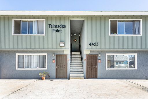 Beautiful 2BR with Access to Pool, Spa, Parking, and More! – photo 1