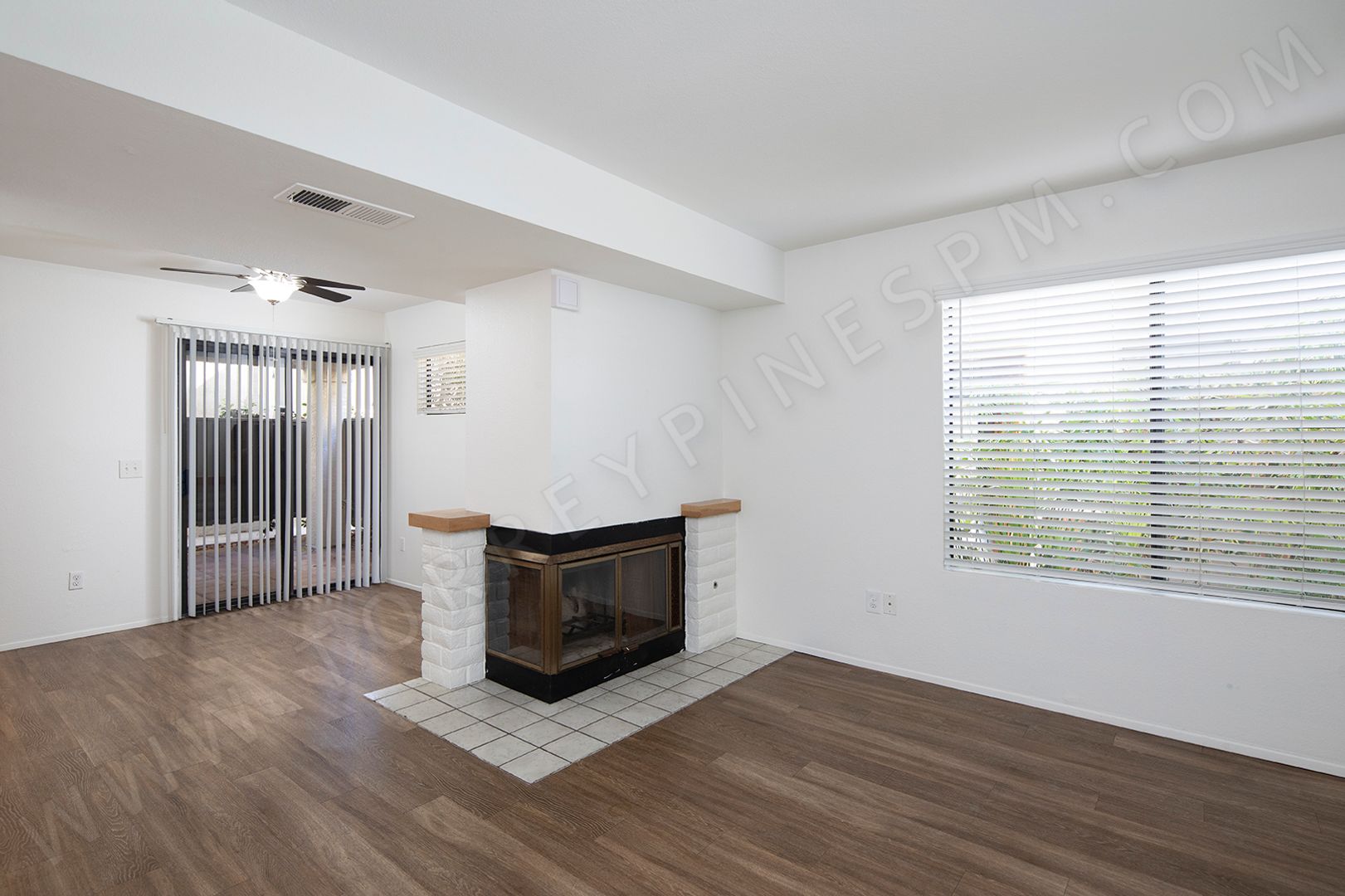 OPEN HOUSE: 11/9 12:15PM-1PM ~ 3BR/2.5BA PB Townhouse + Garage and Washer/Dryer