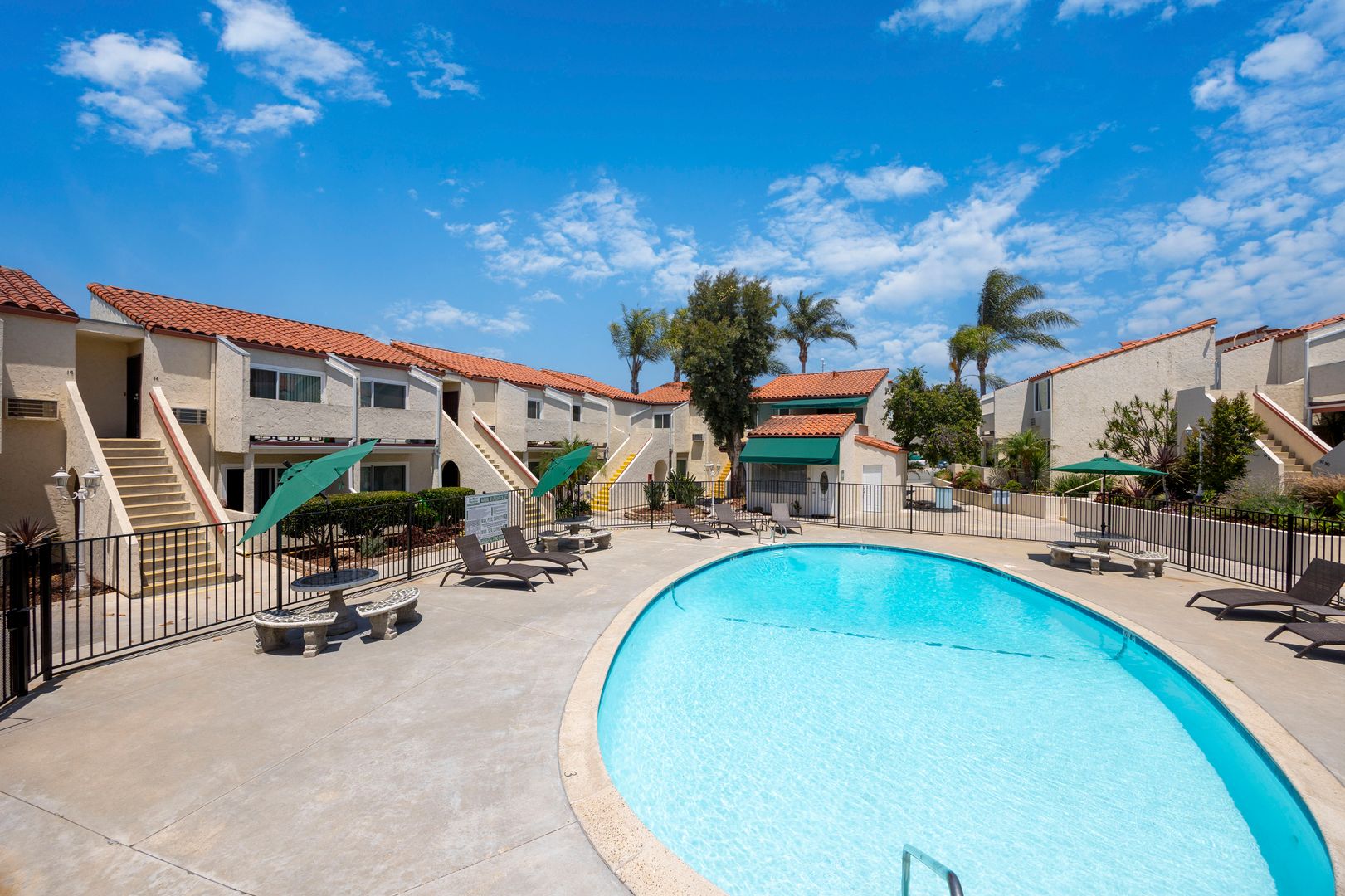 La Mesa Apartment: 8633 La Mesa Blvd