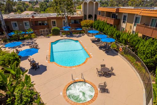 Gorgeous 2BR in La Mesa with AC, Parking, and Pool! – photo 1