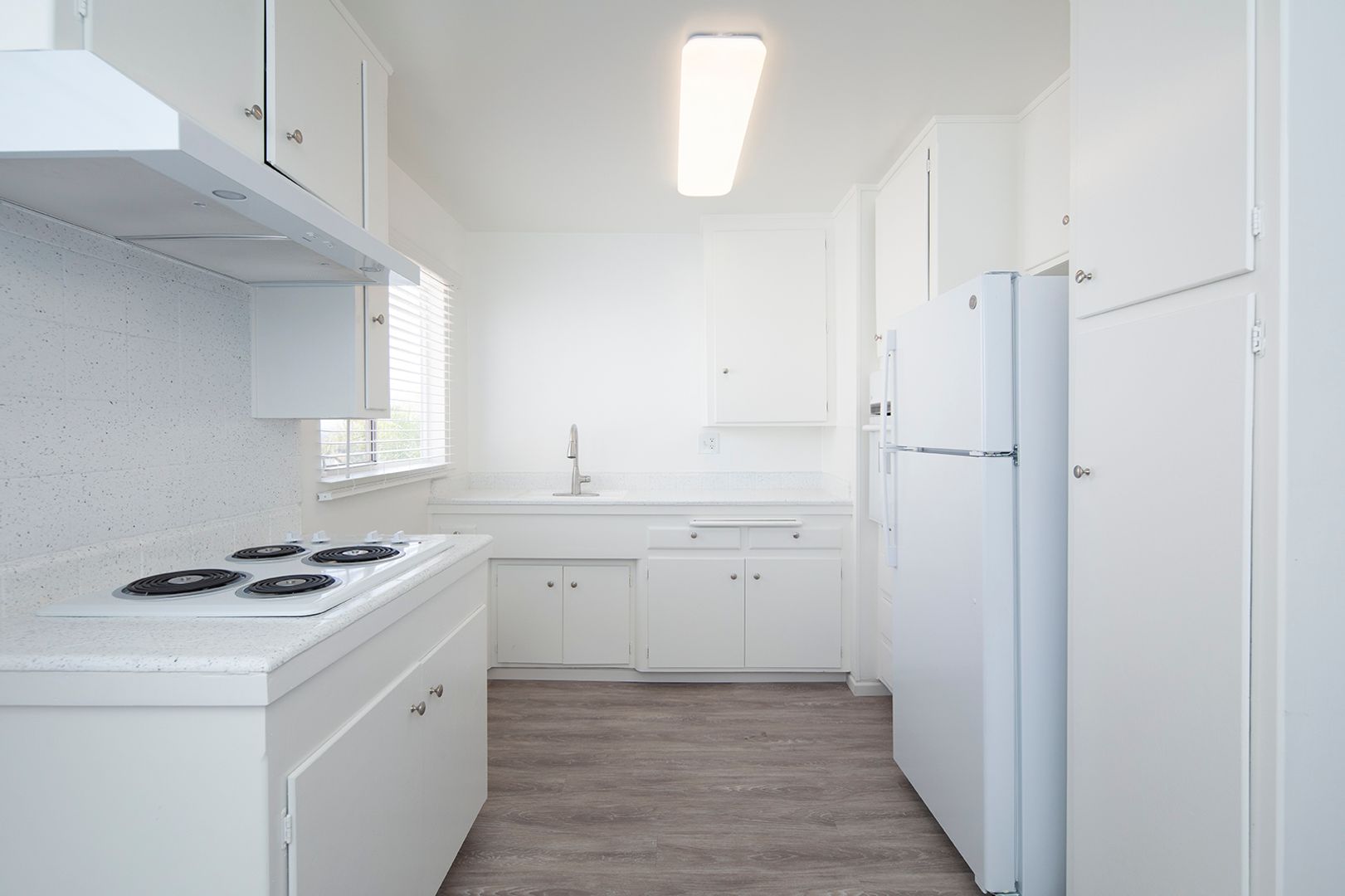 San Diego Apartment: 1918 & 1930 Emerald Street & 4655 Lamont Steet