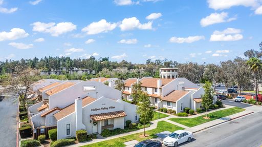 Modern Escondido 2 Bedroom with Garage, A/C, and In-Unit W/D! – photo 1