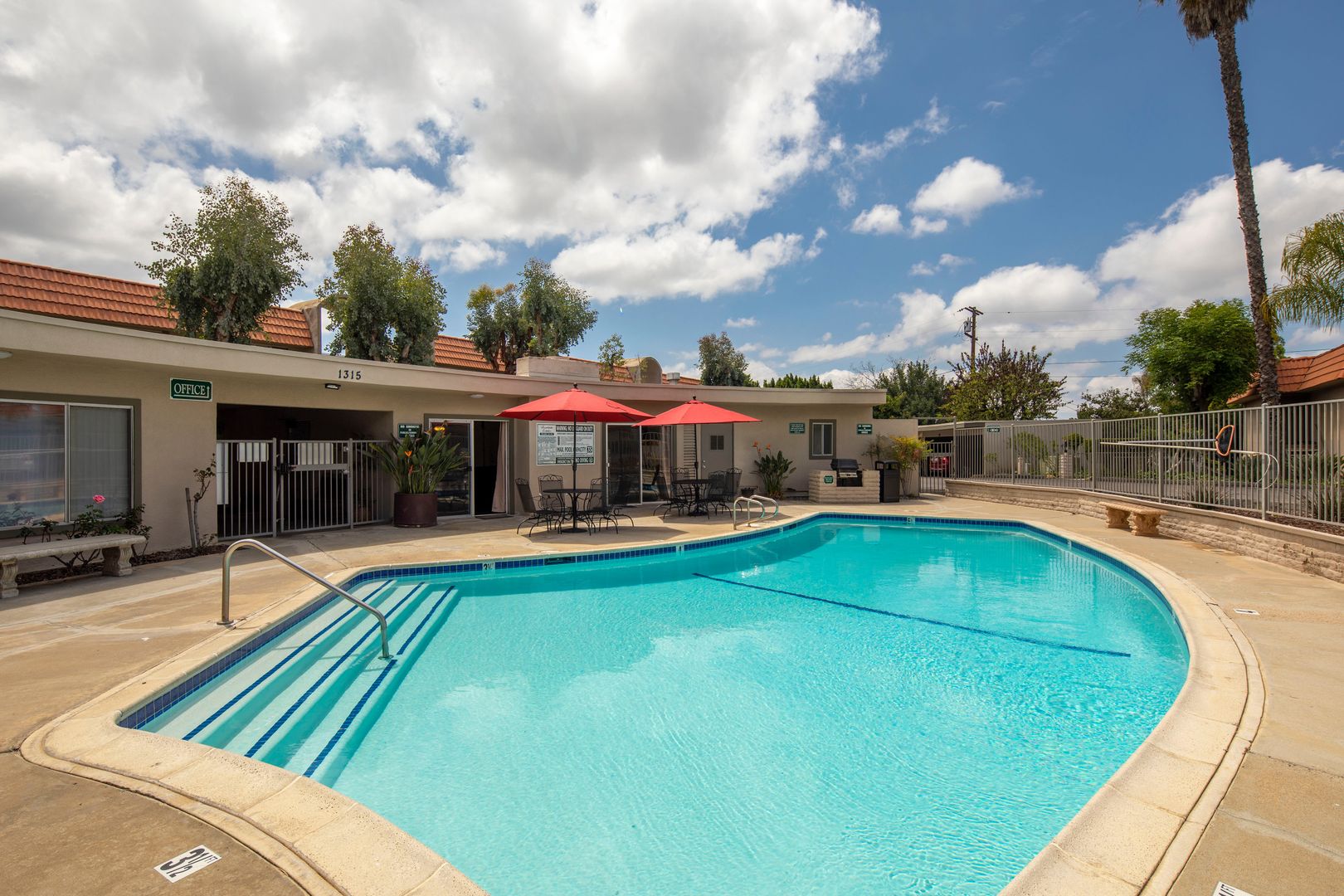 Escondido Apartment: 1289-1315 E. Grand Avenue