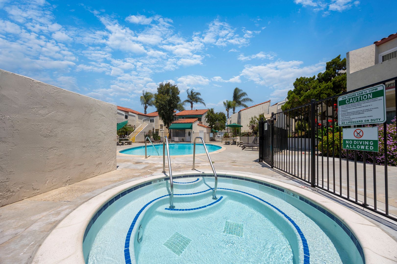 La Mesa Apartment: 8633 La Mesa Blvd