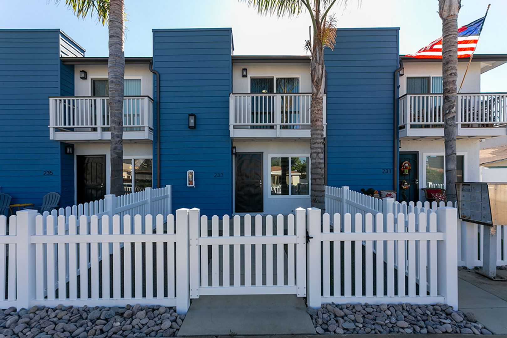 Imperial Beach Townhome: 233 Elm Avenue