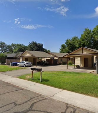 Great location, near Boise State. 1 Bedroom 1 Bathroom – photo 1