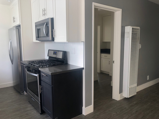 Welcome to 95 N Michigan - 2 BED + 1 BATH - Pasadena – photo 1