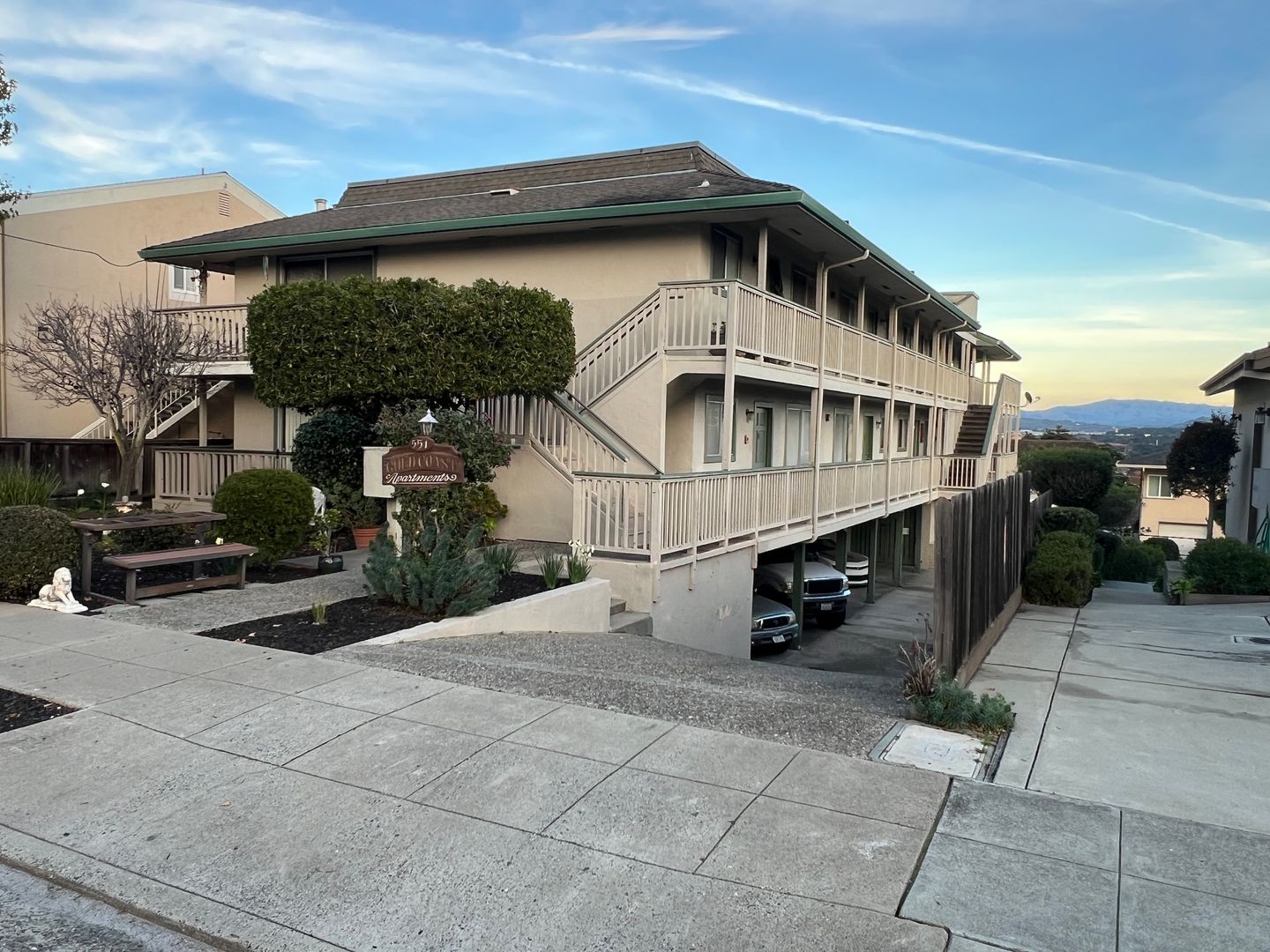 MONTEREY Apartment: 551 WATSON STREET