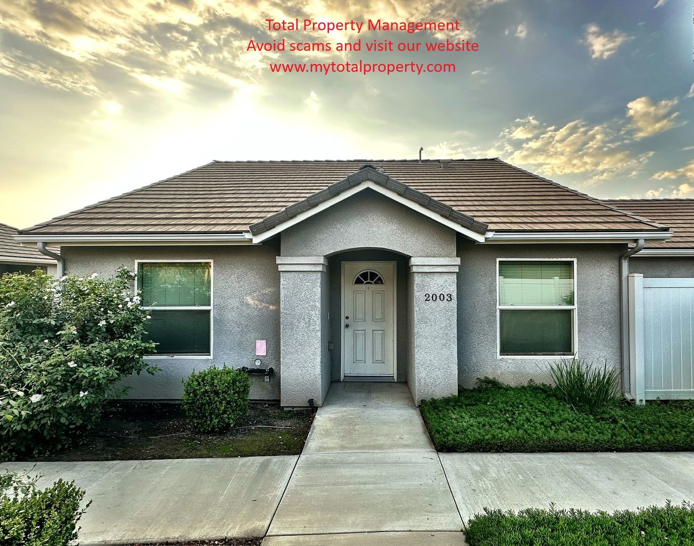 Tulare House: 2003 Bella Oaks Dr.