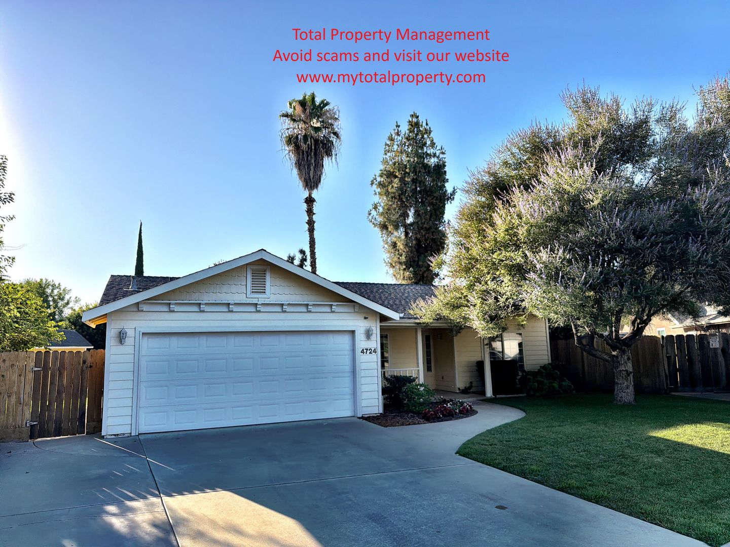 Visalia House: 4724 W. Manor Ct