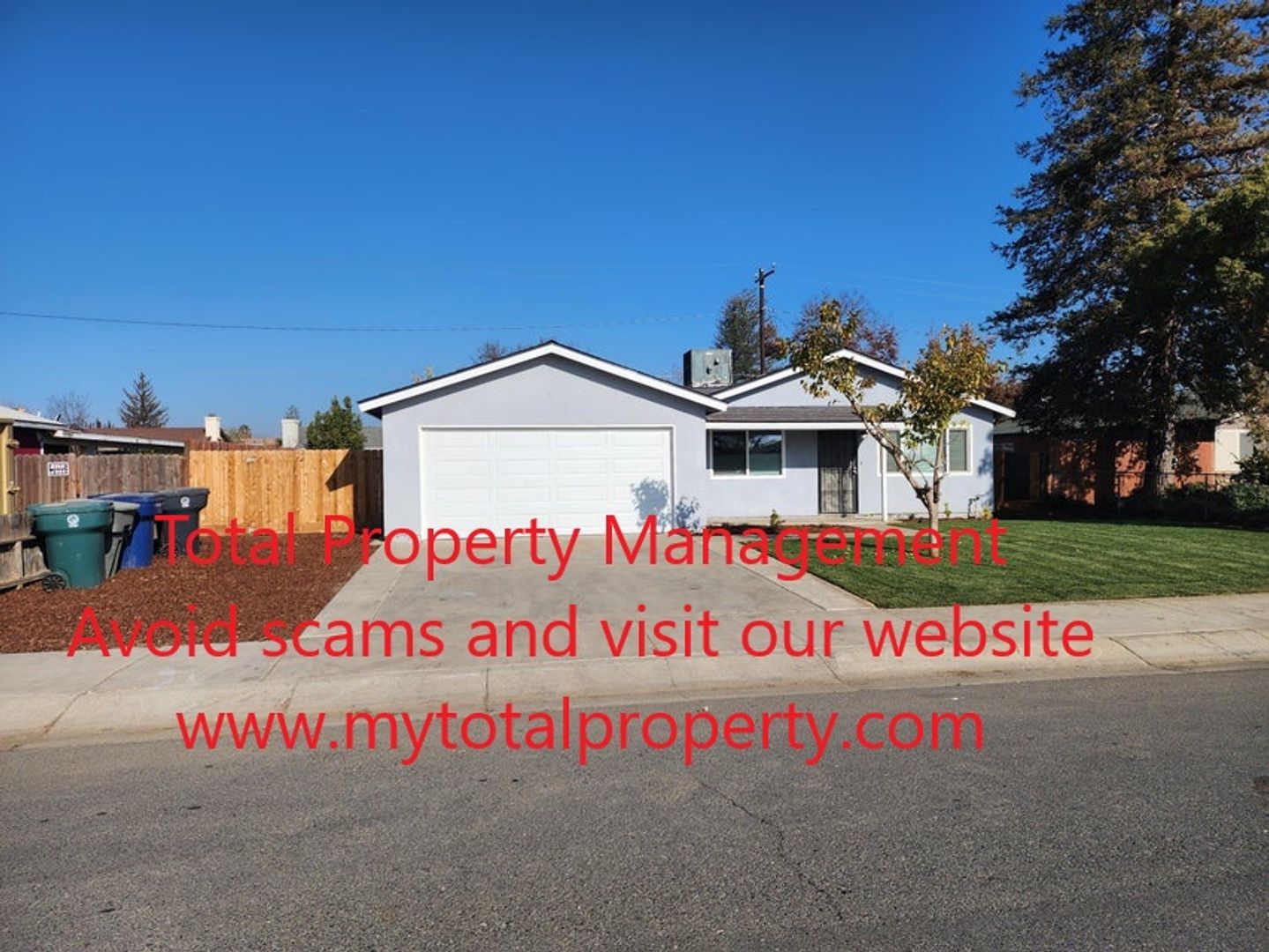 Tulare House: 1722 W. Merritt Ave.