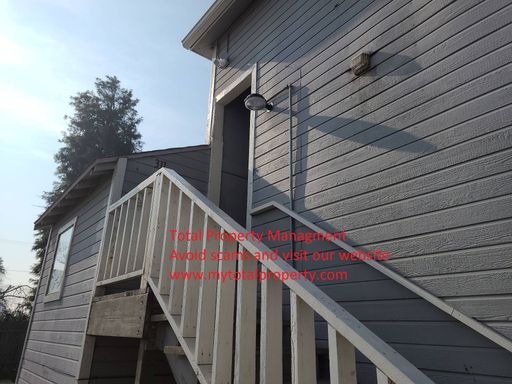 311 E. MYRTLE STREET 2 BEDROOM 1 BATHROOM UPSTAIRS APARTMENT HANFORD