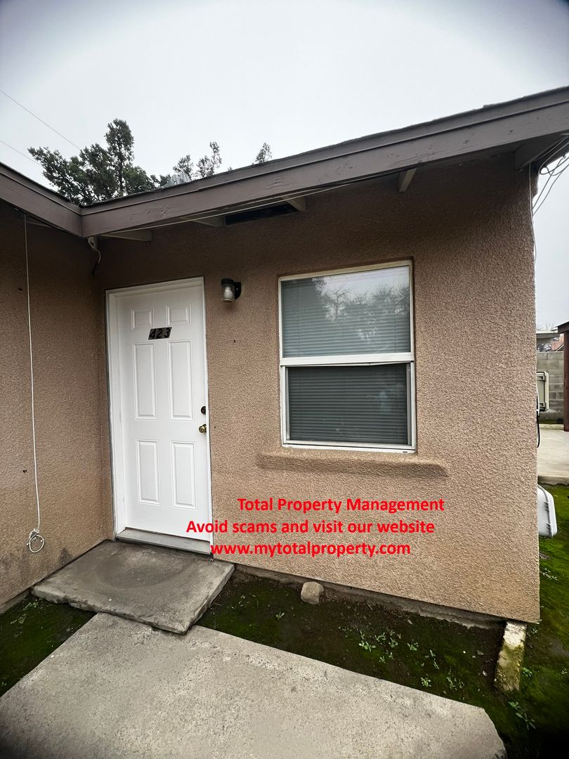 Tulare House: 423 N. Gem St