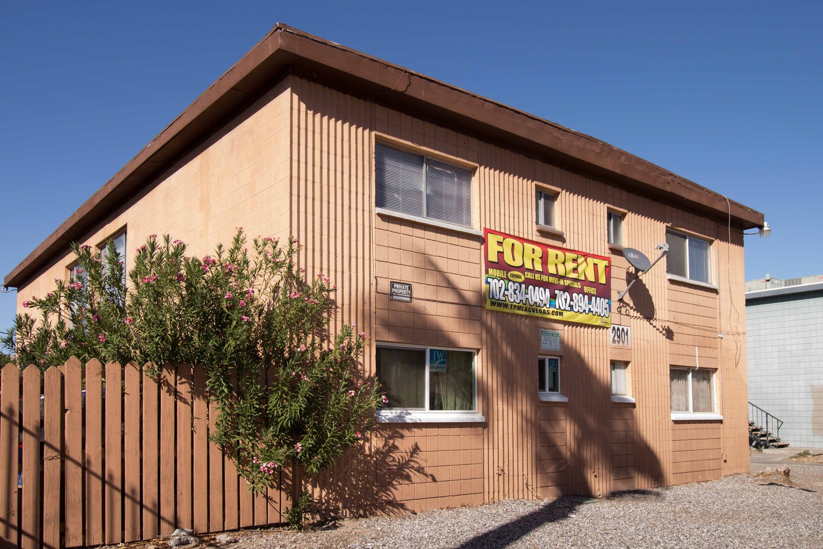 Las Vegas Apartment: 2901 Elm Ave