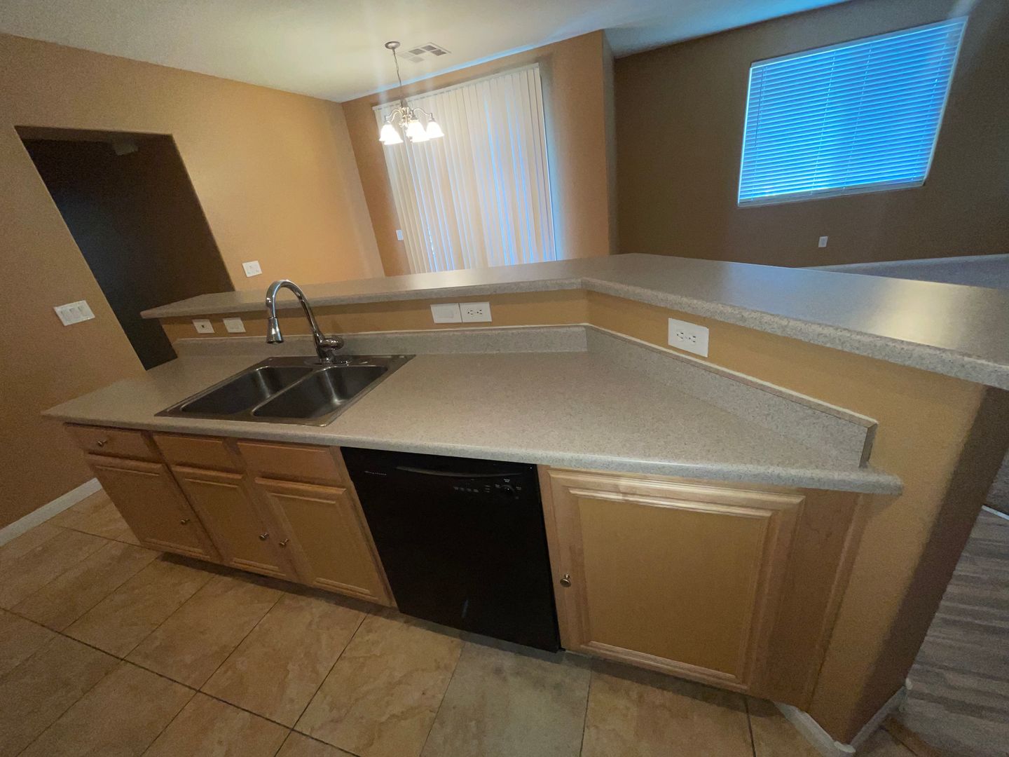 LAS VEGAS House: 6170 CALM BREEZE AVENUE - 101