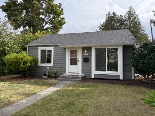 Cute Rambler in South Tacoma – photo 1