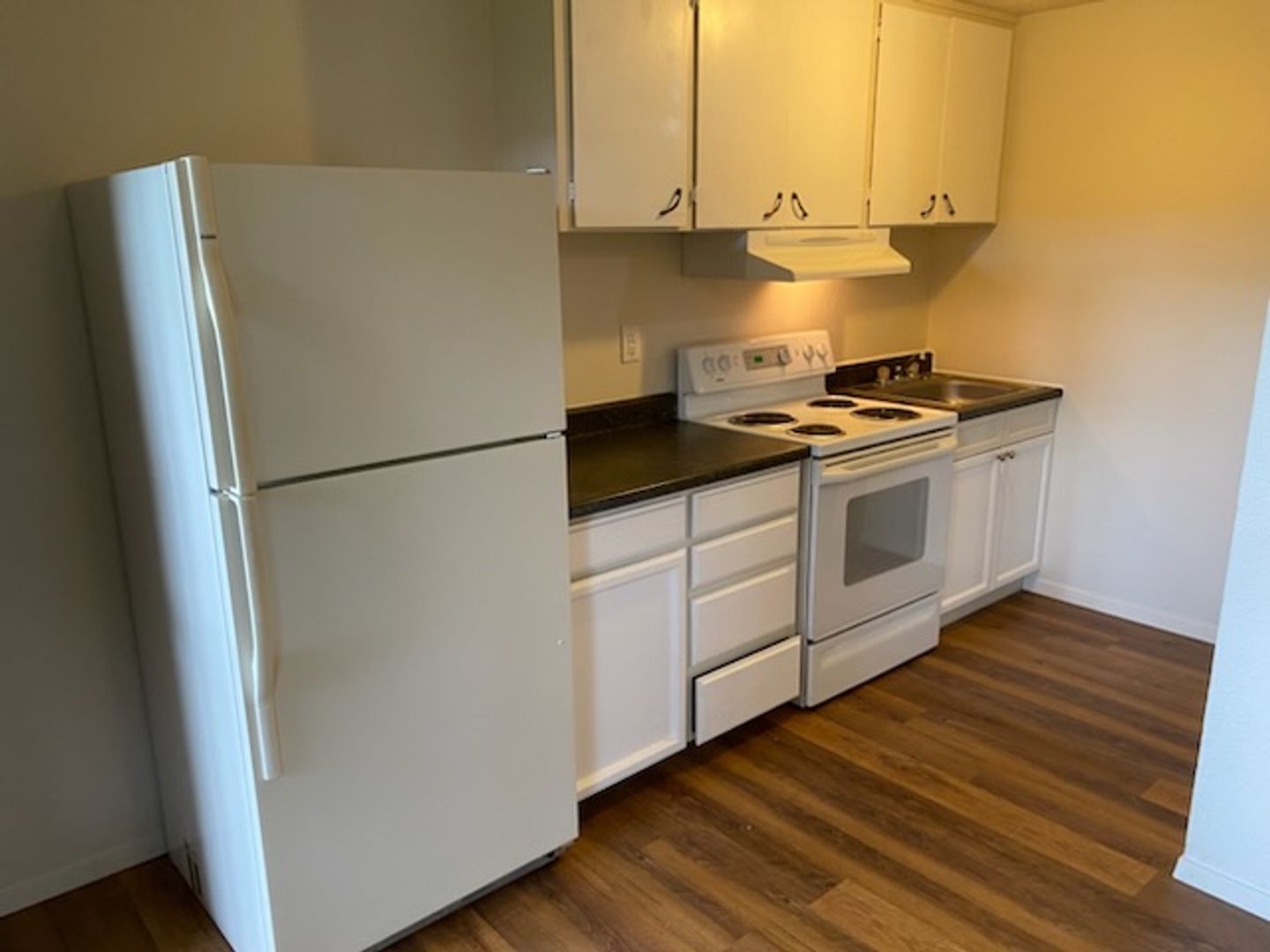 Lakewood Apartment: 14436 Washington Ave SW