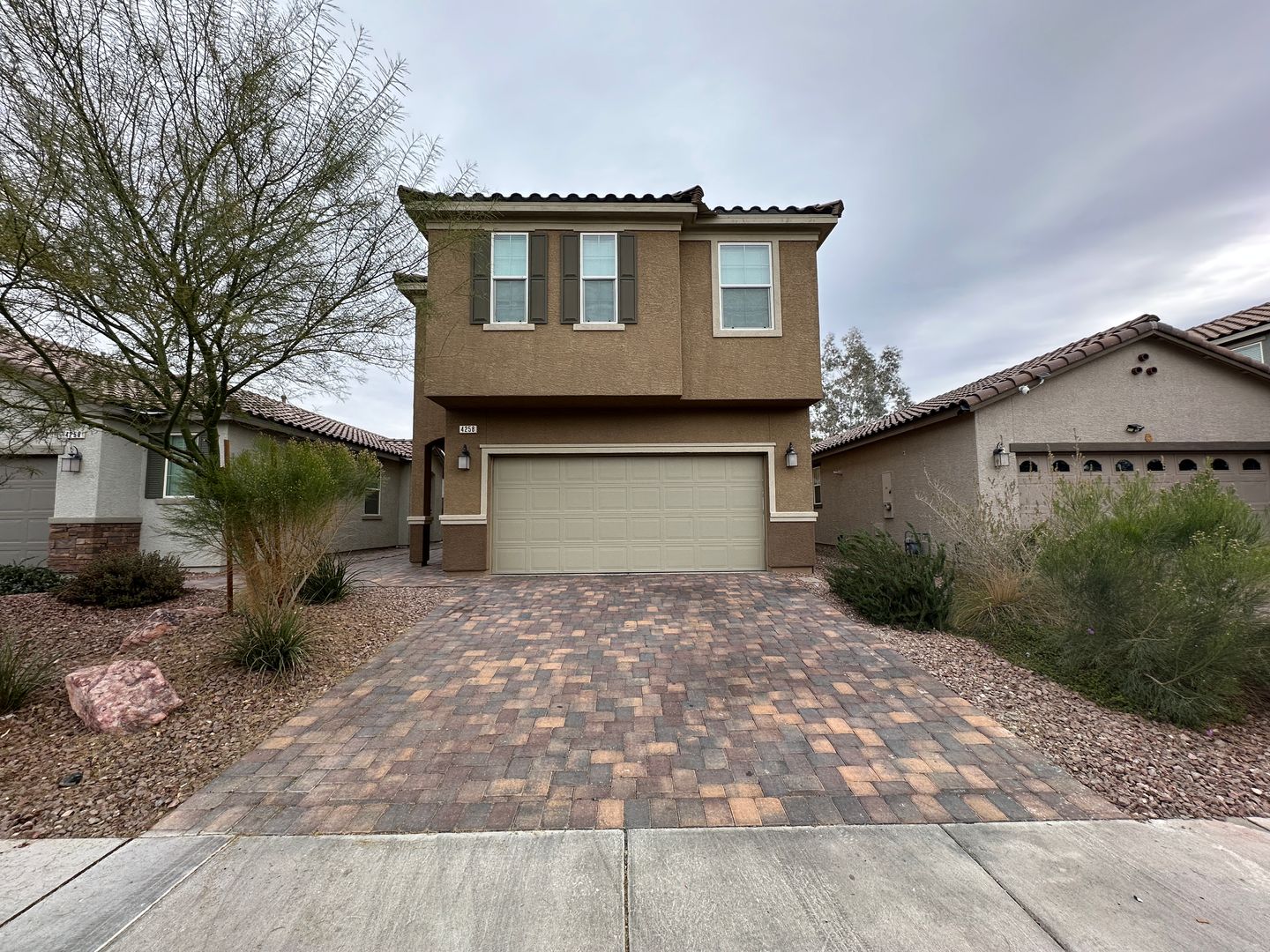 Las Vegas House: 4258 Tarim St*+