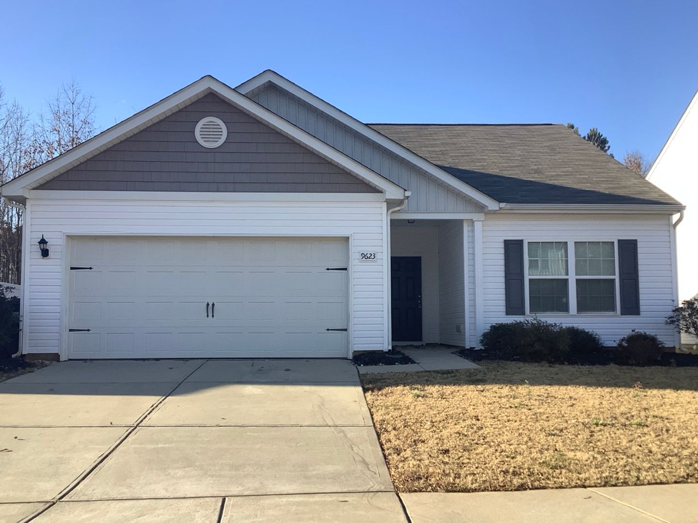 Charlotte House: 9623 Weikert Rd