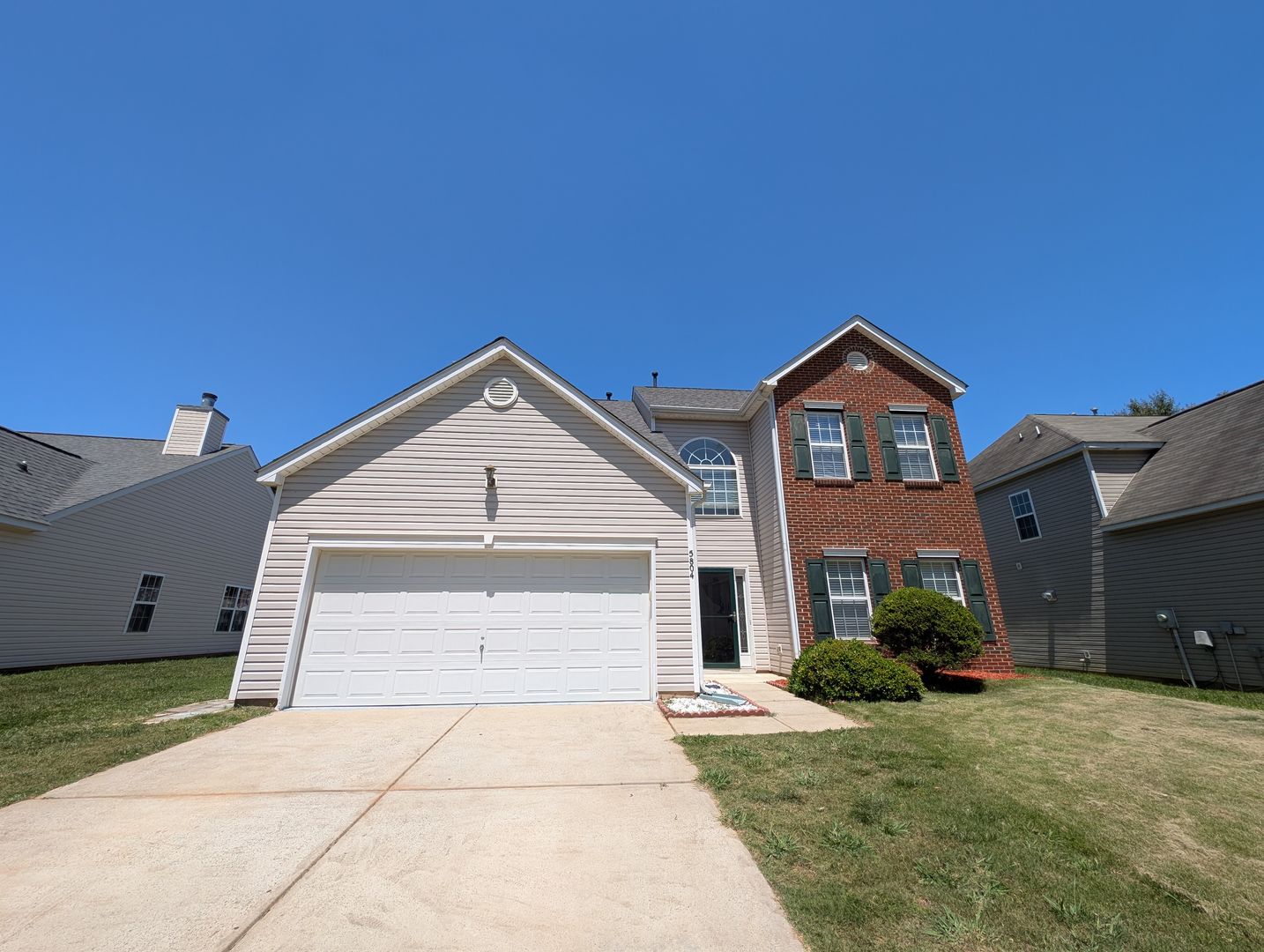 Matthews House: 5804 Parkstone Drive
