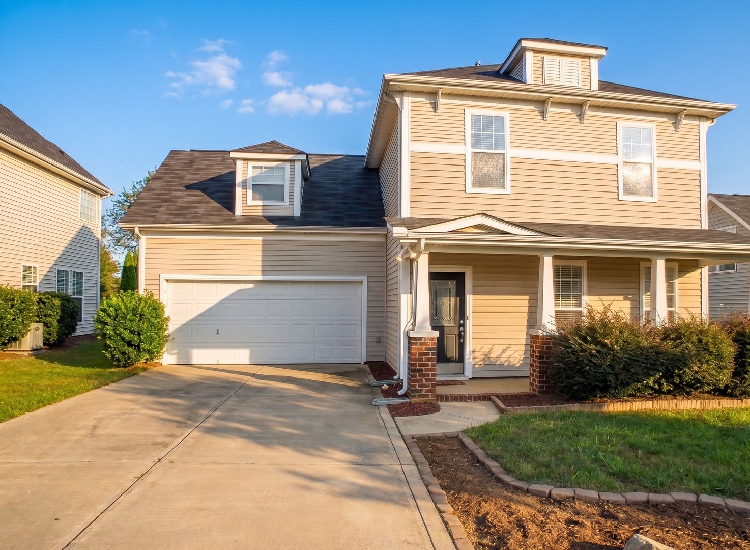 Indian Trail House: 2004 Magna Lane