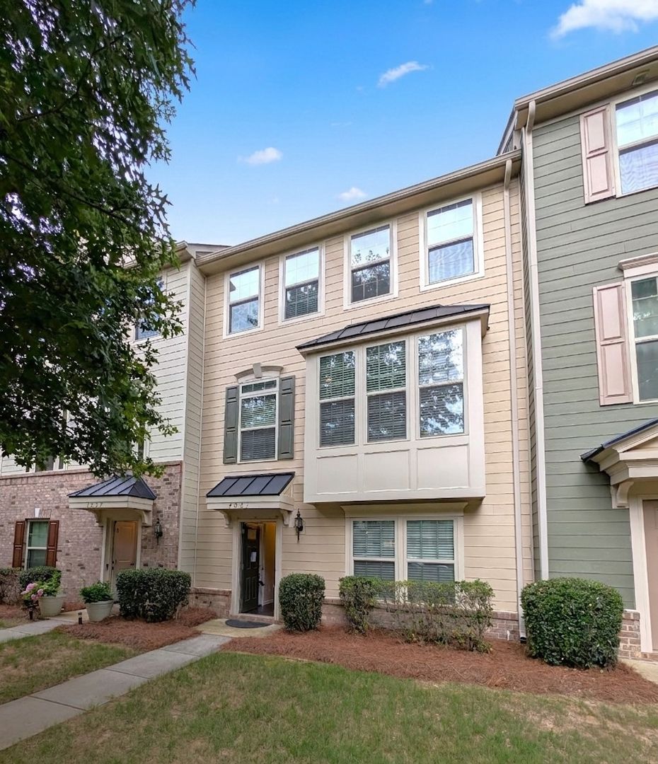 Charlotte Townhome: 4061 Zilker Park Dr.