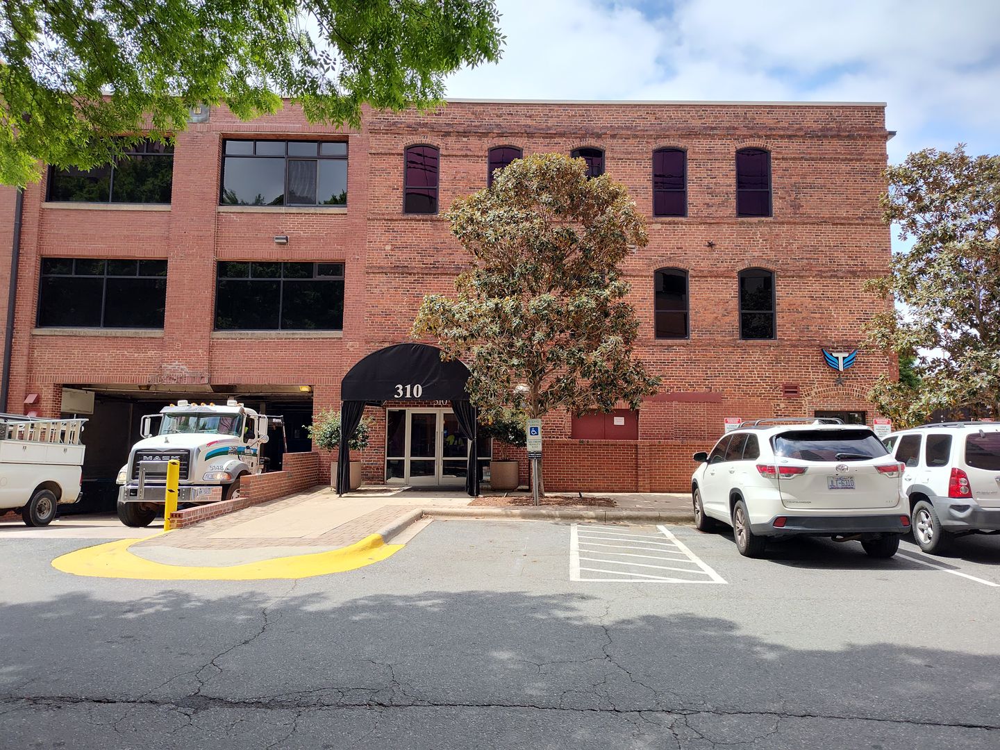 Charlotte Condo: 310 Arlington Avenue, Suite 333