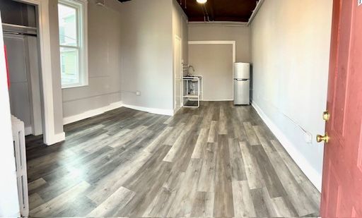 HUGE DELUXE STUDIO FOR RENT - PRIVATE ENTRANCE
