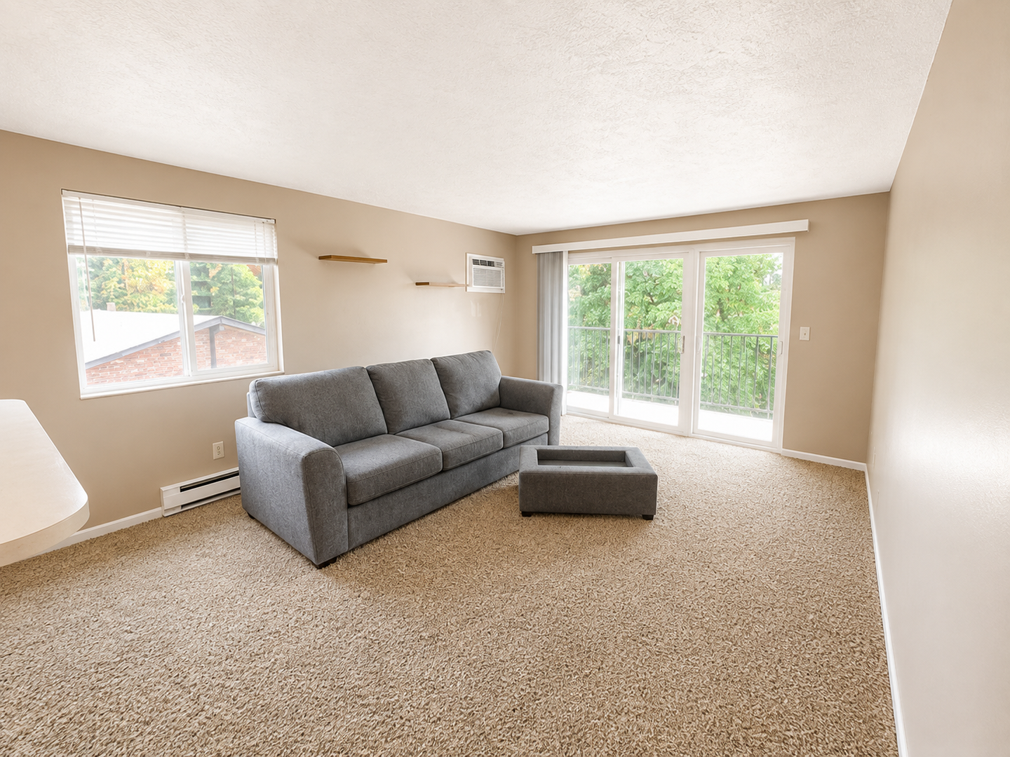 2BR/2BA across from EWU! 5 of 10