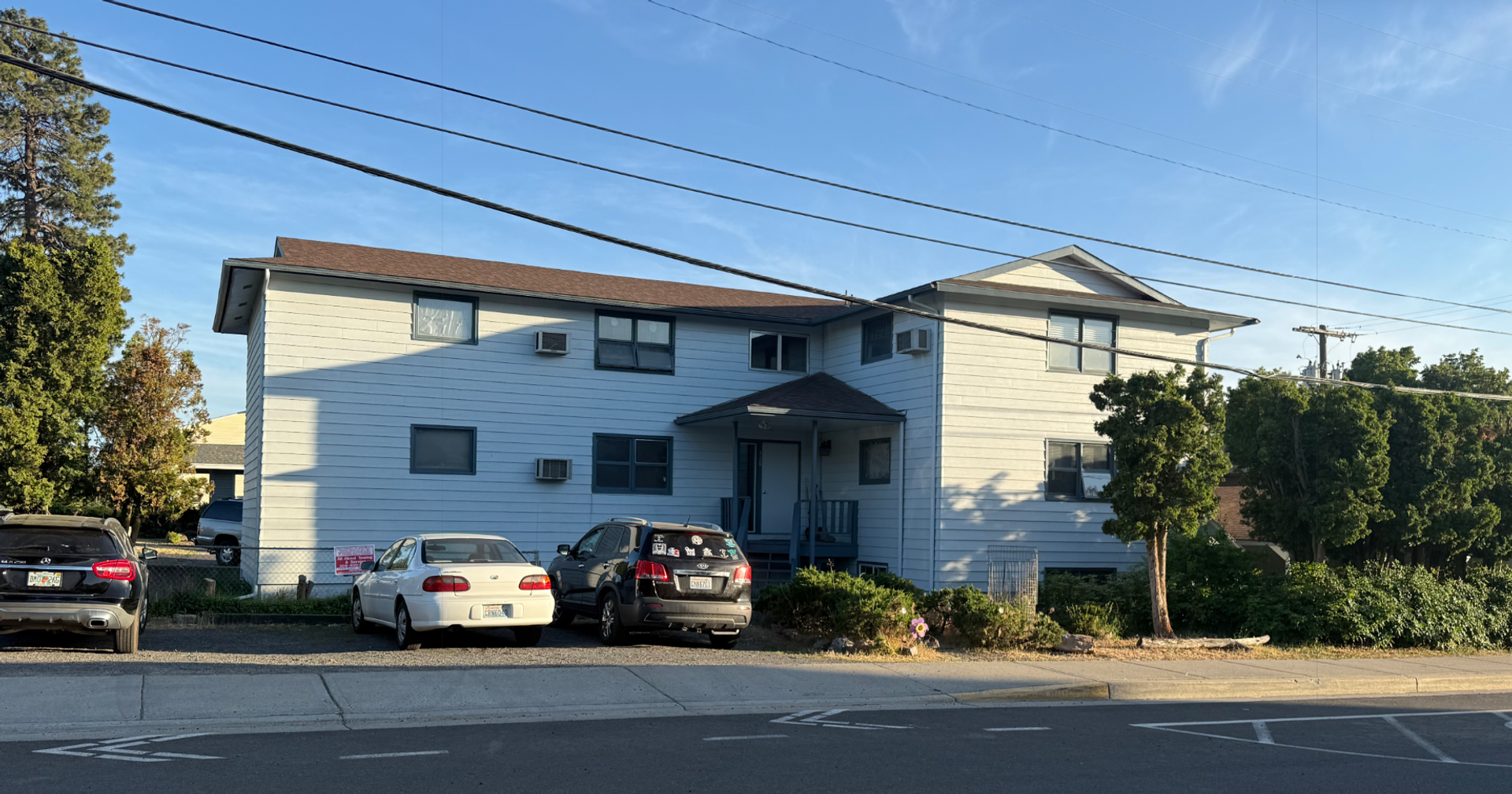 Medical Lake Apartment: 126 Barker