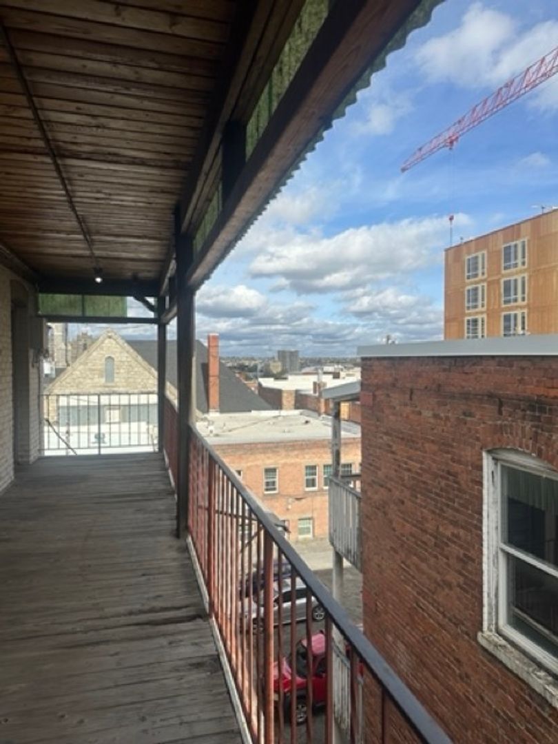 Spokane Apartment: 425 S Washington