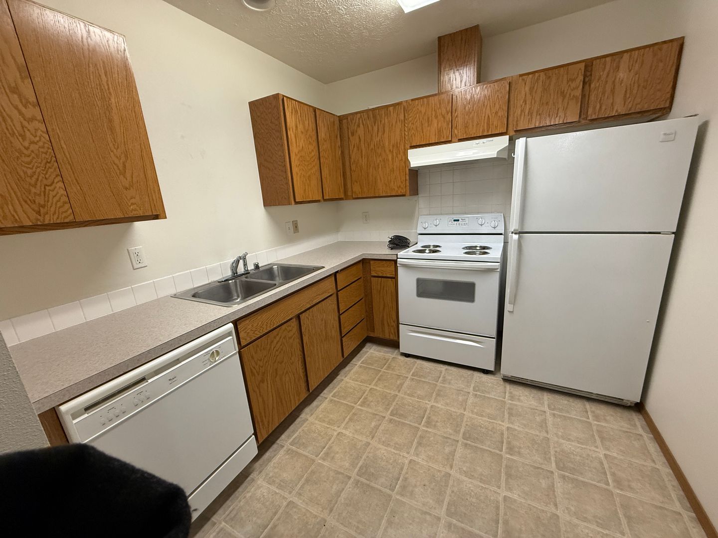 Cheney Apartment: 710 3rd St