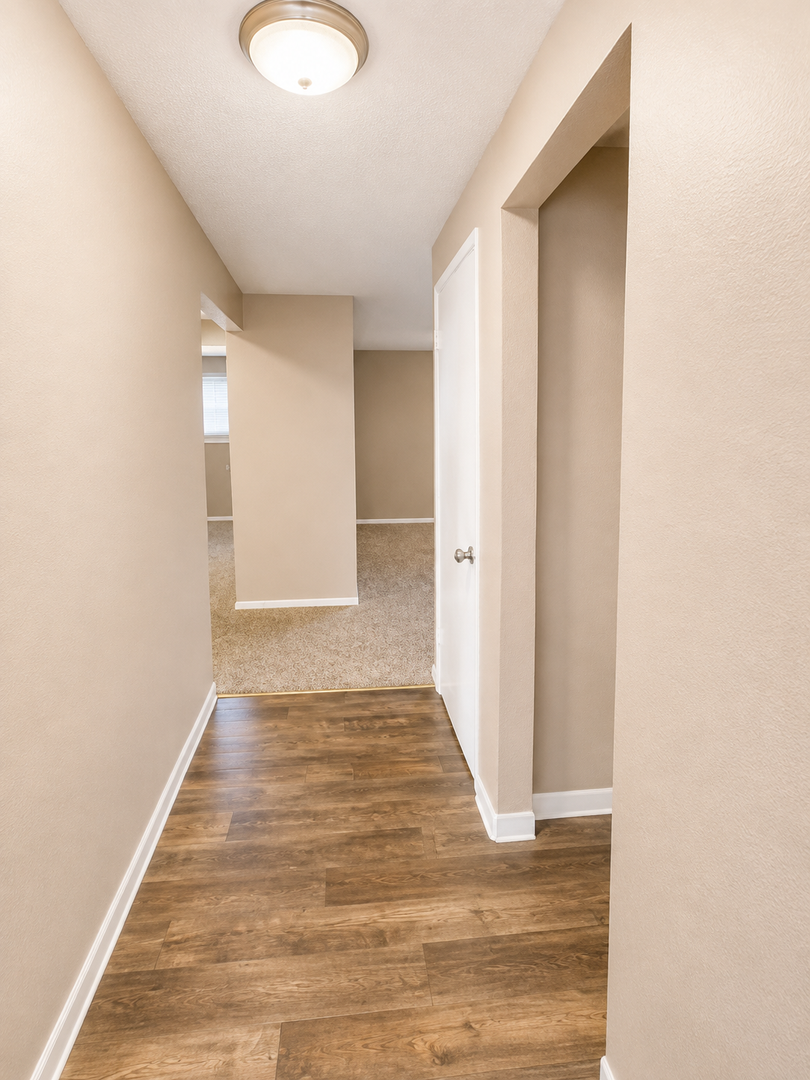 2BR/2BA across from EWU! 2 of 6
