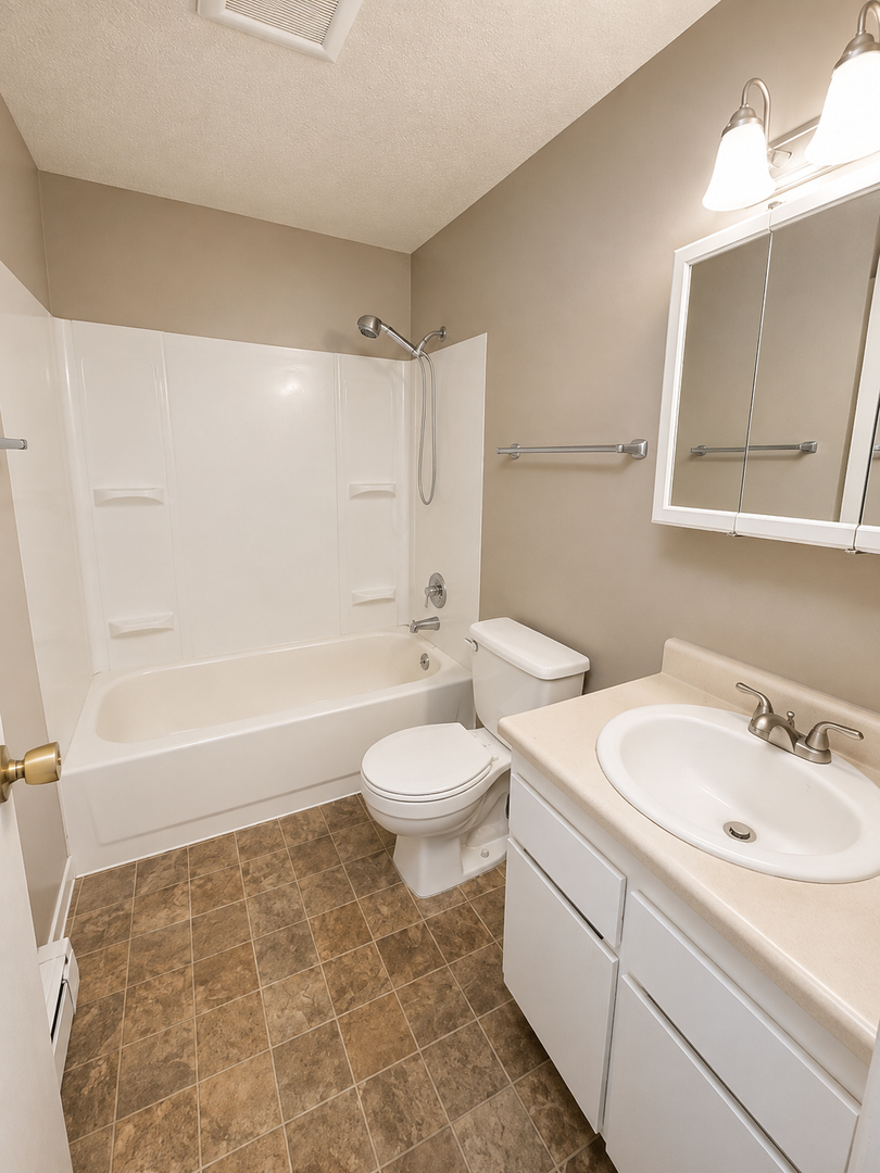 2BR/2BA across from EWU! 8 of 10