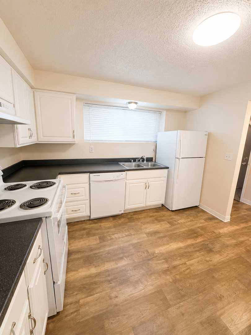 2BR/2BA across from EWU! 3 of 12