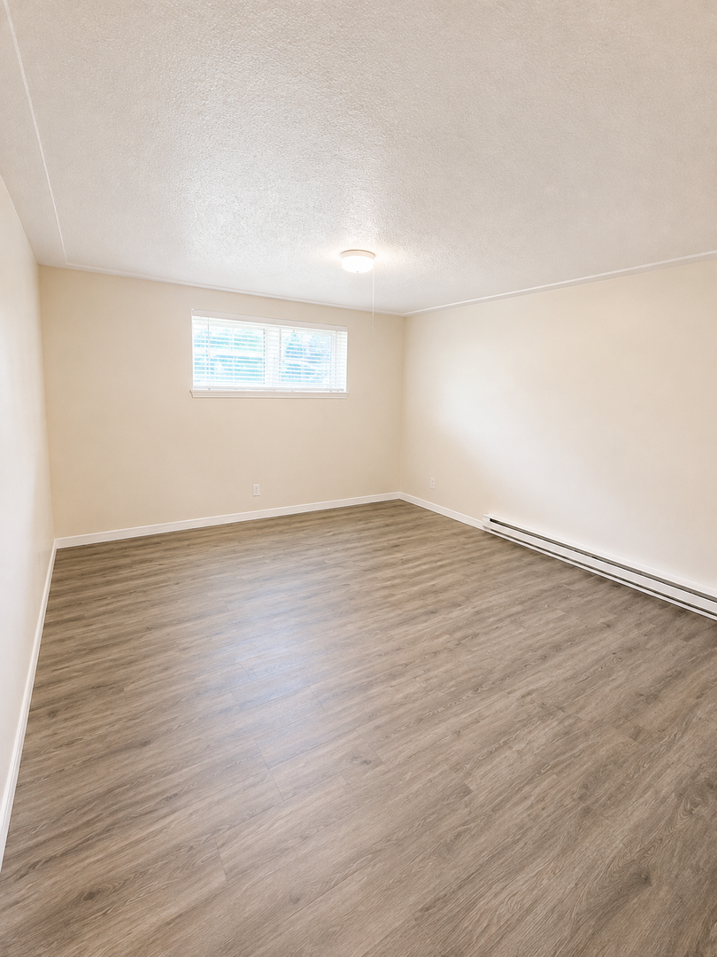 2BR/2BA across from EWU! 5 of 12