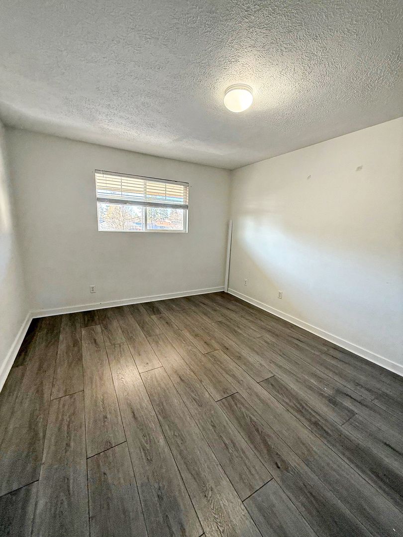 Cheney Apartment: 511 Clay Street