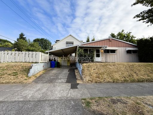 Charming 3-Bedroom Gem with Hardwood Floors & Eclectic Flair! – photo 1