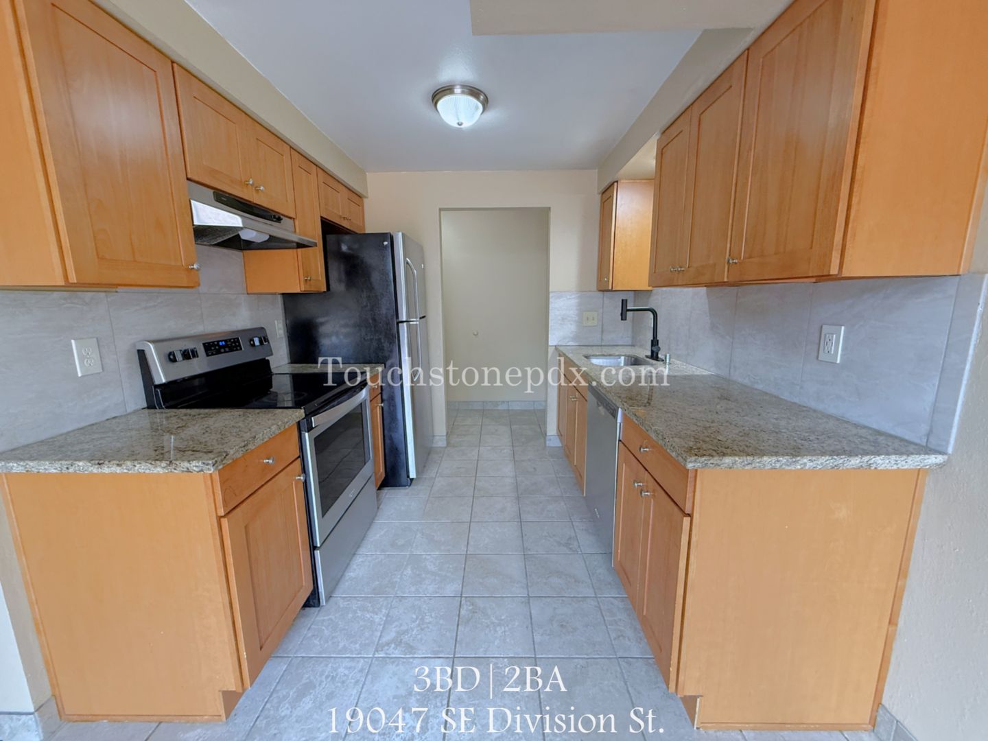 Gresham Apartment: 19045 SE Division St