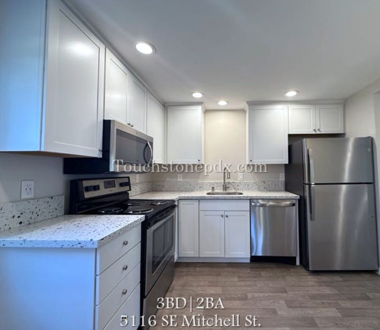 Portland Condo: 5116 SE Mitchell St.