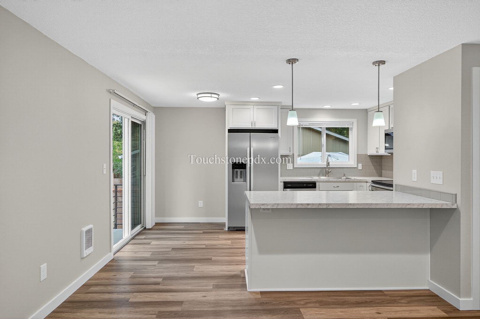 Troutdale Multiplex: 119 SE Sweetbriar Lane