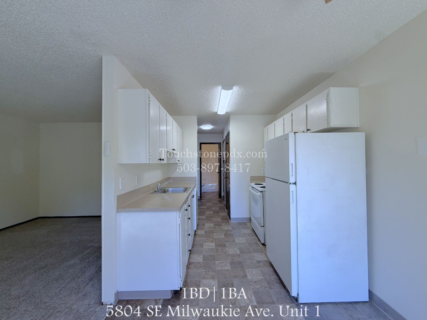 Portland Apartment: 5804 SE Milwaukie Ave. #1