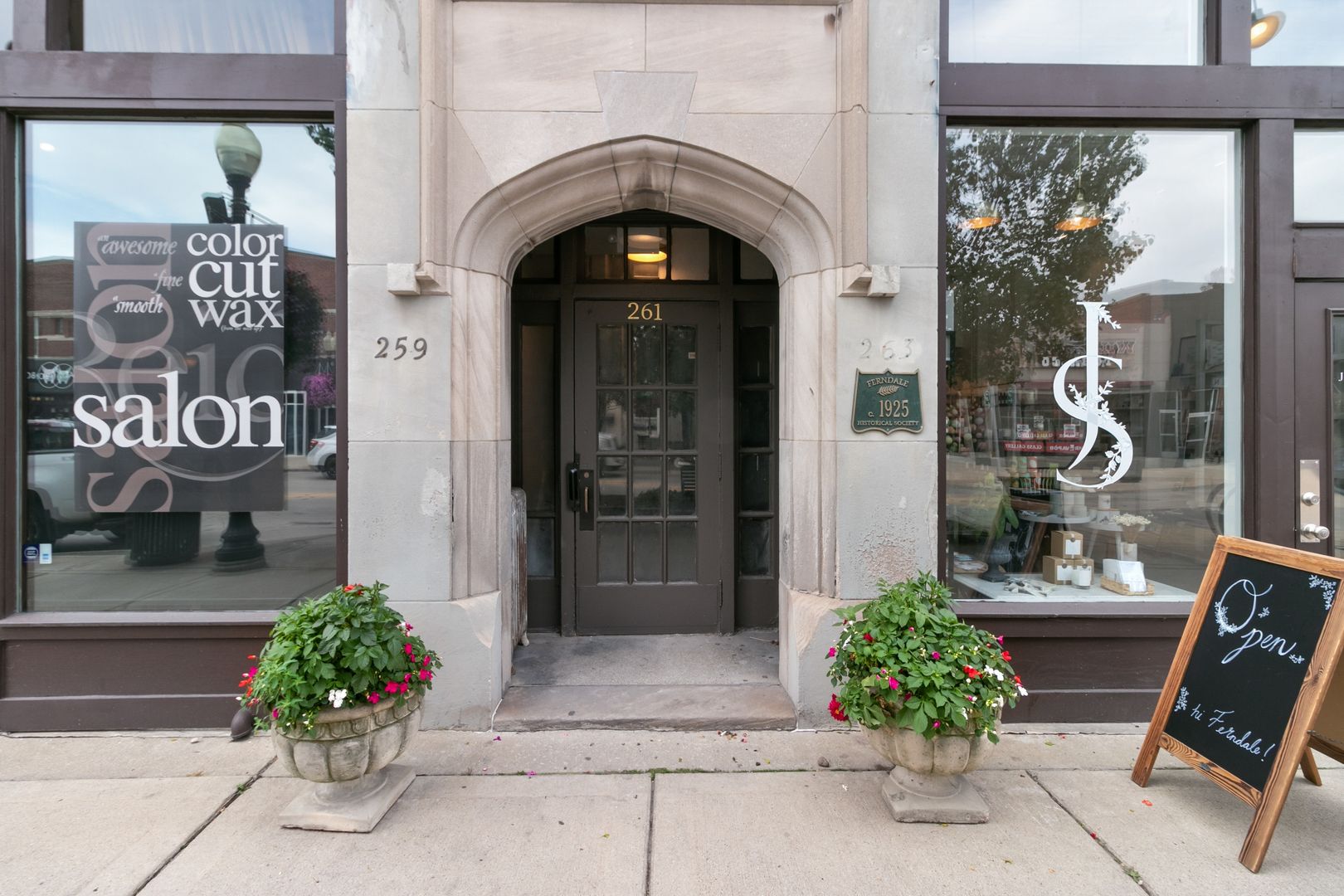 Ferndale Apartment: 259 W 9 Mile - Unit 104