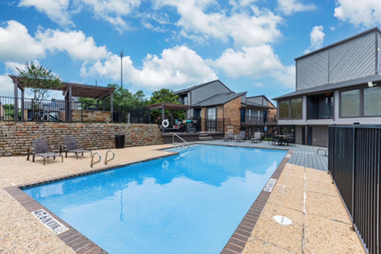 Dallas Apartment: 8850 Fair Oaks Crossing,