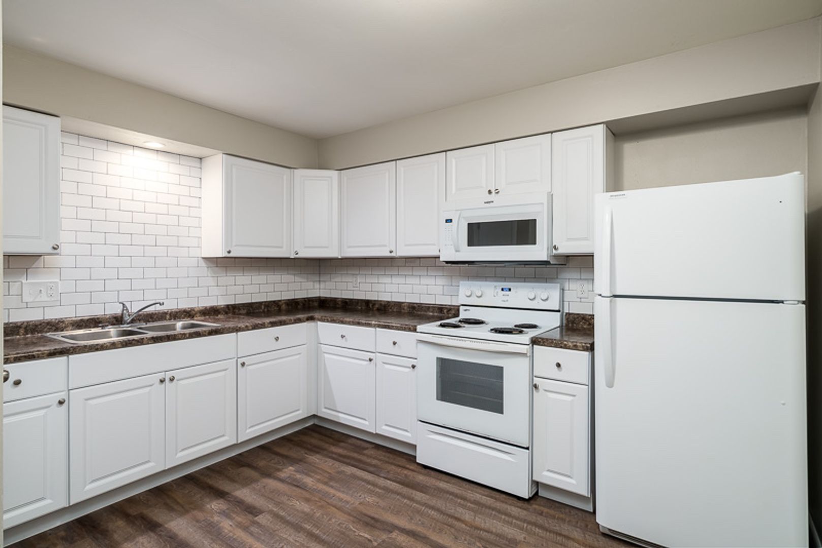 Rockford Apartment: 186 Flintridge Dr