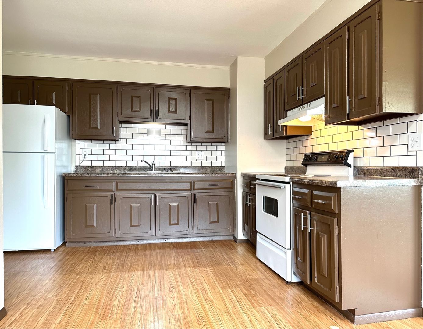 Rockford Apartment: 3319 Sun Valley Terrace