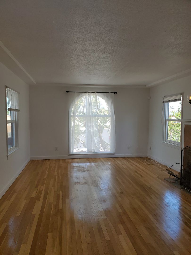 Fresno Apartment: 1220 N. Van Ness Ave