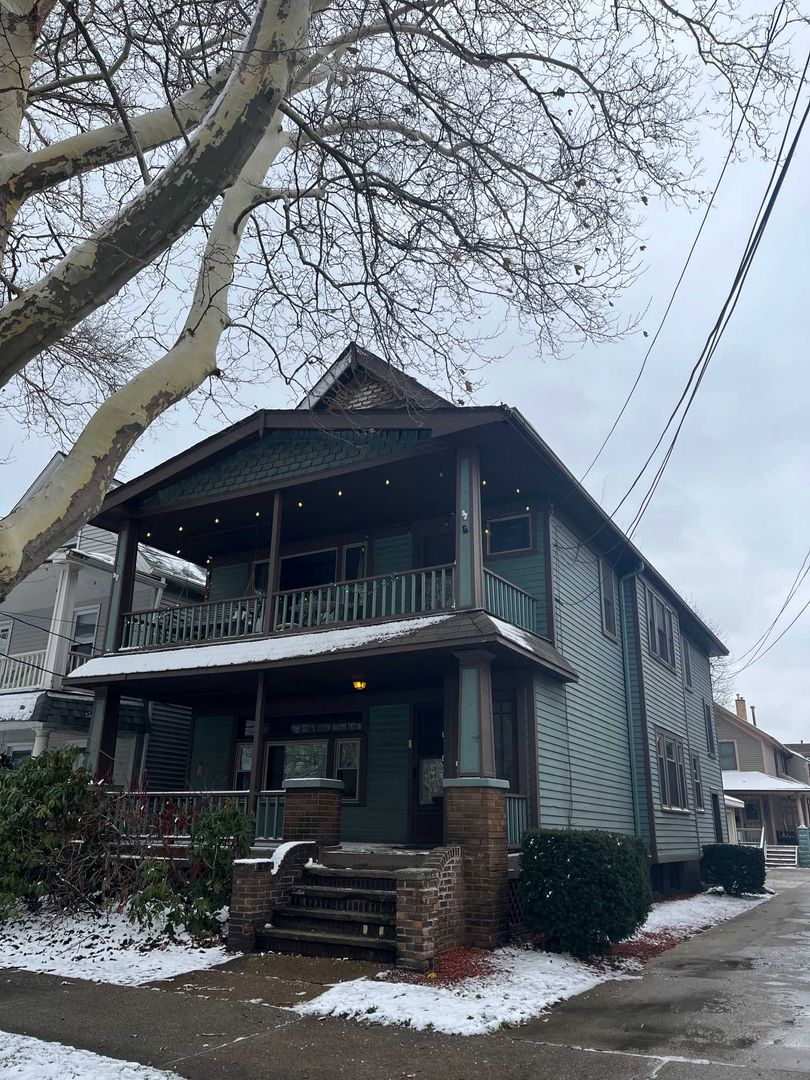 Cleveland Apartment: 2465 West 11th Street