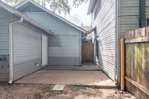 2906 Jadewood Ct #B, Austin, Texas 78748 – photo 1