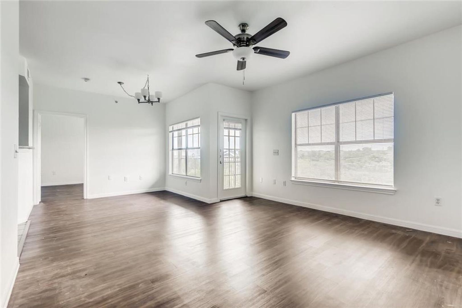 Austin Apartment: 2320 Gracy Farms Lane,